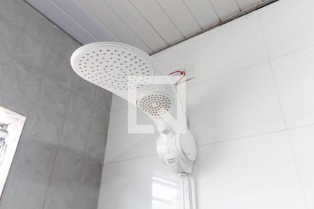 Casa à venda com 250m², 2 quartos e 2 vagas Casa à venda com 250m², 2 quartos e 2 vagasBanheiro