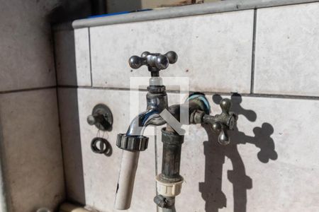 Casa à venda com 250m², 2 quartos e 2 vagas Casa à venda com 250m², 2 quartos e 2 vagasLavanderia (Torneira)