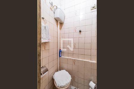 Casa à venda com 71m², 2 quartos e sem vaga Casa à venda com 71m², 2 quartos e sem vagaBanheiro de serviço