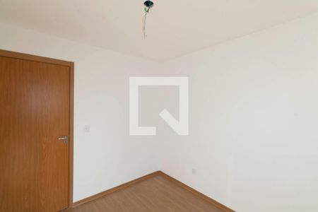 Quarto 1 de apartamento para alugar com 2 quartos, 45m² em Inhoaíba, Rio de Janeiro