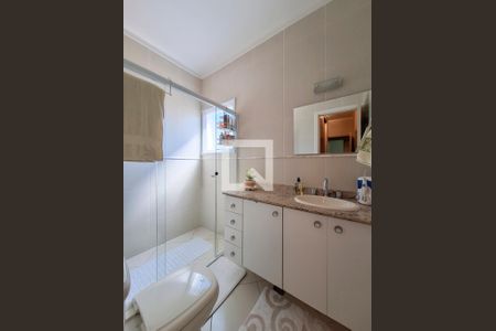 Casa de condomínio à venda com 130m², 3 quartos e 3 vagasBanheiro Quarto 3