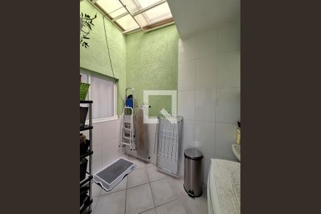 Casa de condomínio à venda com 130m², 3 quartos e 3 vagasÁrea de Serviço