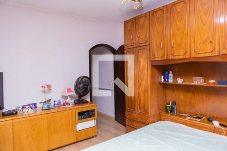 Casa à venda com 186m², 4 quartos e 3 vagasQuarto 2