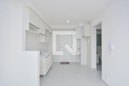 Sala/Cozinha de apartamento para alugar com 2 quartos, 35m² em Socorro, São Paulo