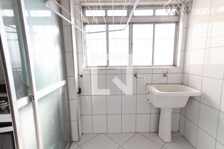 Apartamento à venda com 68m², 2 quartos e 1 vagaÁrea de Serviço