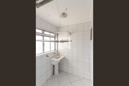 Apartamento à venda com 68m², 2 quartos e 1 vagaÁrea de Serviço