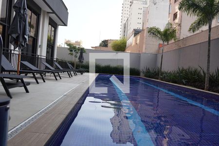 Studio para alugar com 25m², 1 quarto e sem vagaPiscina