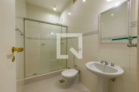 Apartamento à venda com 360m², 3 quartos e 3 vagasBanheiro da Suíte 1