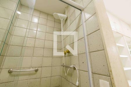 Apartamento à venda com 360m², 3 quartos e 3 vagasBanheiro da Suíte 2