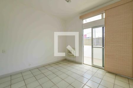 Apartamento à venda com 360m², 3 quartos e 3 vagasSuíte 1