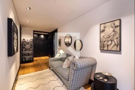 Casa de condomínio à venda com 459m², 3 quartos e 4 vagas