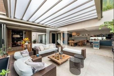 Casa de Condomínio à venda com 3 quartos, 459m² em Alto de Pinheiros, São Paulo