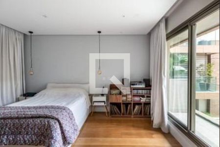 Casa de condomínio à venda com 459m², 3 quartos e 4 vagas