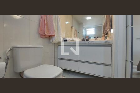 Apartamento à venda com 115m², 3 quartos e 2 vagasBanheiro Quarto 3 suíte