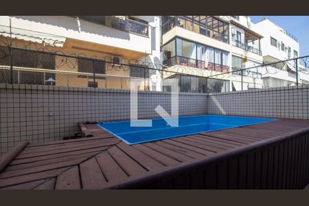 Apartamento à venda com 420m², 4 quartos e 4 vagasÁrea Comum - Piscina