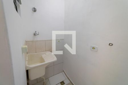 Casa para alugar com 50m², 2 quartos e 1 vagaÁrea de Serviço