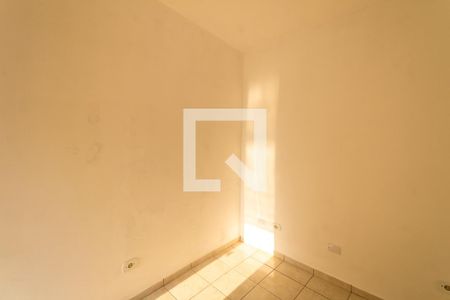 Quarto 2 de casa para alugar com 2 quartos, 50m² em Vila Olinda, São Paulo