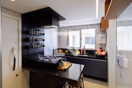 Apartamento à venda com 220m², 3 quartos e 3 vagasCozinha