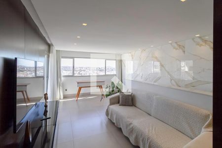 Apartamento à venda com 220m², 3 quartos e 3 vagasCobertura - Sala 2