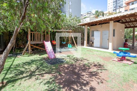 Apartamento à venda com 220m², 3 quartos e 3 vagasÁrea comum - Playground