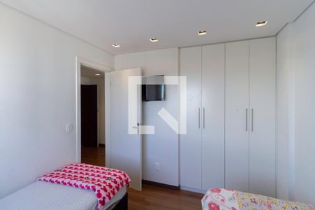 Apartamento à venda com 220m², 3 quartos e 3 vagasQuarto 2