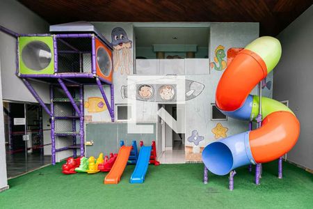 Apartamento à venda com 64m², 2 quartos e 1 vagaÁrea de Serviço