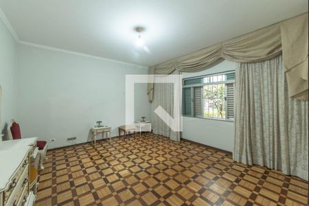 Casa à venda com 390m², 3 quartos e 3 vagas Casa à venda com 390m², 3 quartos e 3 vagasQuarto 1