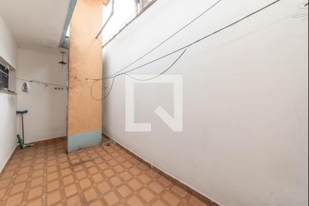 Casa à venda com 390m², 3 quartos e 3 vagas Casa à venda com 390m², 3 quartos e 3 vagasQuintal