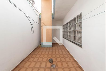 Casa à venda com 390m², 3 quartos e 3 vagas Casa à venda com 390m², 3 quartos e 3 vagasQuintal