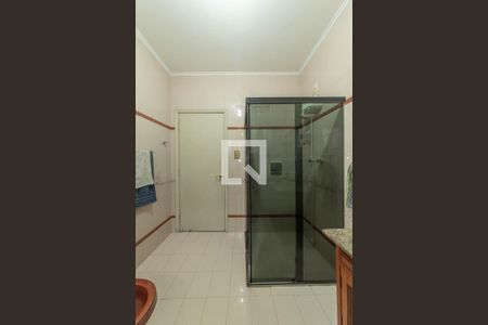 Casa à venda com 390m², 3 quartos e 3 vagas Casa à venda com 390m², 3 quartos e 3 vagasBanheiro 2