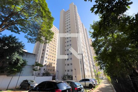 Apartamento para alugar com 40m², 2 quartos e sem vaga Apartamento para alugar com 40m², 2 quartos e sem vagaFachada