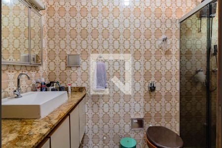 Casa à venda com 150m², 4 quartos e 4 vagas Casa à venda com 150m², 4 quartos e 4 vagasBanheiro