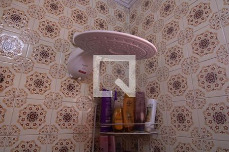 Casa à venda com 150m², 4 quartos e 4 vagas Casa à venda com 150m², 4 quartos e 4 vagasBanheiro