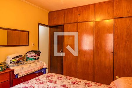 Casa à venda com 150m², 4 quartos e 4 vagas Casa à venda com 150m², 4 quartos e 4 vagasQuarto 4