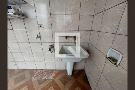 Casa à venda com 140m², 3 quartos e 2 vagasÁrea de Serviço