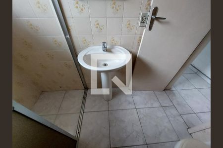 Casa à venda com 140m², 3 quartos e 2 vagasBanheiro 1