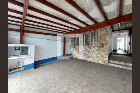 Casa à venda com 140m², 3 quartos e 2 vagasGaragem