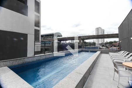 Apartamento para alugar com 27m², 1 quarto e sem vaga Apartamento para alugar com 27m², 1 quarto e sem vagaÁrea comum - Piscina