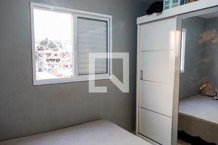 Quarto 1 de apartamento para alugar com 2 quartos, 46m² em Veloso, Osasco
