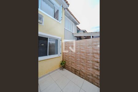 Casa de condomínio à venda com 74m², 2 quartos e 1 vaga Casa de condomínio à venda com 74m², 2 quartos e 1 vagaPátio
