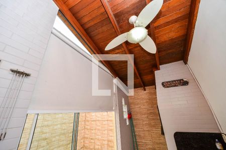 Casa de condomínio à venda com 74m², 2 quartos e 1 vaga Casa de condomínio à venda com 74m², 2 quartos e 1 vagaÁrea de Serviço