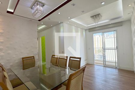 Sala de apartamento à venda com 2 quartos, 62m² em Jardim Tupanci, Barueri