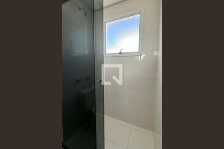 Apartamento à venda com 62m², 2 quartos e 2 vagasBanheiro da Suíte 1