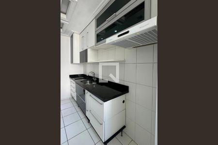 Apartamento à venda com 62m², 2 quartos e 2 vagasCozinha