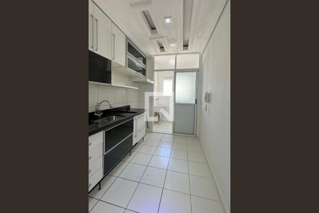 Apartamento à venda com 62m², 2 quartos e 2 vagasCozinha