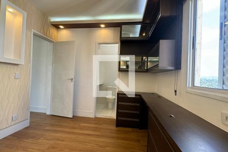 Suíte 1 de apartamento à venda com 2 quartos, 62m² em Jardim Tupanci, Barueri
