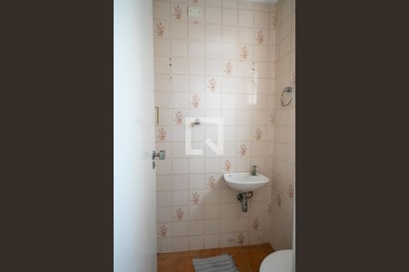 Apartamento à venda com 93m², 3 quartos e 2 vagas Apartamento à venda com 93m², 3 quartos e 2 vagasBanheiro de Serviço