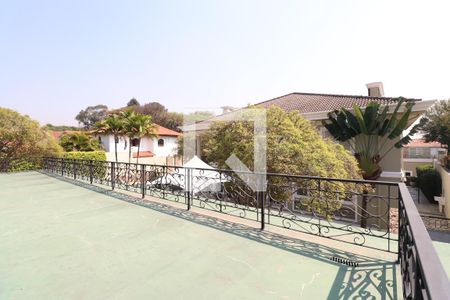 Casa à venda com 1145m², 3 quartos e 6 vagasQuintal