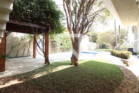 Casa à venda com 1145m², 3 quartos e 6 vagasQuintal