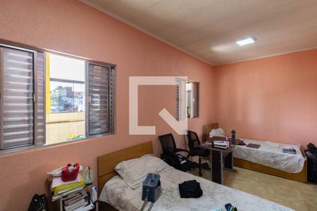 Casa à venda com 200m², 2 quartos e 4 vagasQuarto